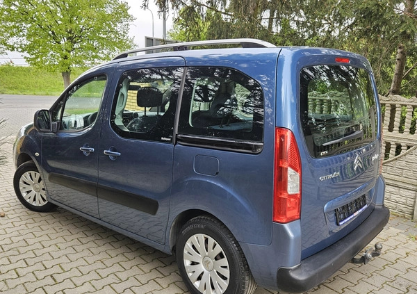 Citroen Berlingo cena 19900 przebieg: 240000, rok produkcji 2008 z Kostrzyn małe 277